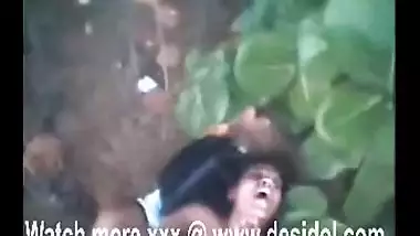 Having fun outdoor with horny indian teen