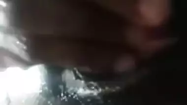 Desi cute girl sexy bath