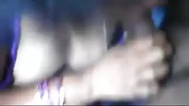 Indian sex porn video of a desi bhabhi giving a nice blowjob to lover