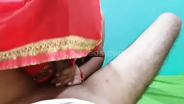 Shy Desi Bhabhi pleases excited devar with masterful XXX cock sucking