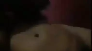 Desi Girl Showing Her Sexy Figure