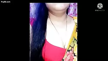 Desi Aunty Monika’s live webcam show