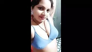 Desi super cutie bhabhi boobs