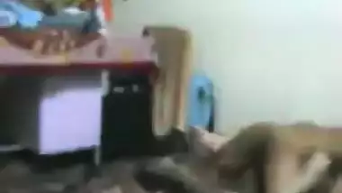 Hot desi housewife from Mumbai exposing herself...