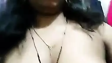 South desi girl showing cute nude huge boobs cunt