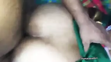 Indian desi bhabhi ki mast chudai hindi me. Indian desi bhabhi sex.