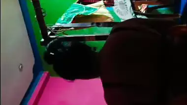 Hindi mom changing dress viral video exposed online