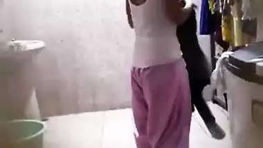 Desi cute teen change her dress