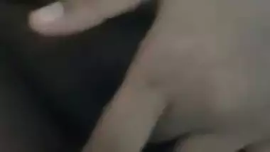 Chubby Bangla fingering pussy