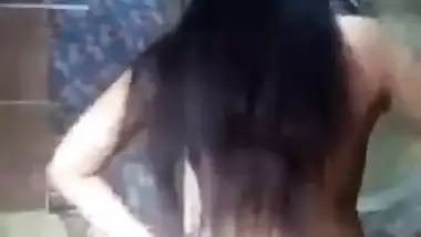 Sexy Desi girl nude MMS selfie video