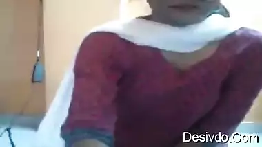 Teenage Kerala Girl Boobs Show