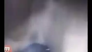 Village Bangla sex girl viral play with body parts