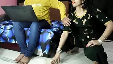 Indian man fucks his Muslim maid and pays her