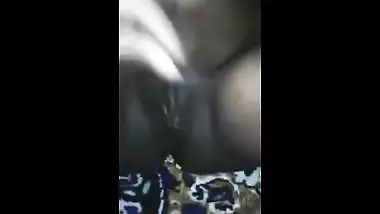 Bangla bhabhi enjoys orall-service sex and sucks husbands large wang