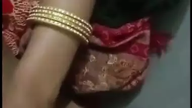 Devar enjoys Bhabhi’s milky boobs and tight chut in desi mms