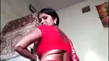 Bihari Bhabhi ki chuchi dikhayi selfie MMS