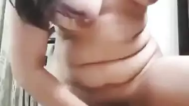 High class girl desi fingering naked viral video