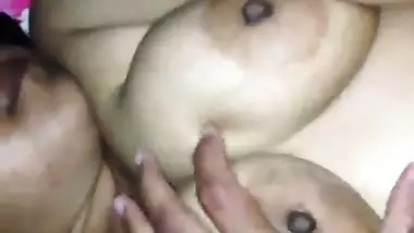 Lady from Pune sucks a dick in Marathi sex MMS