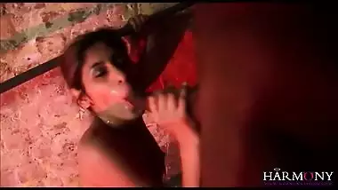 Sahara Knite Takes On A Thick Black Dong