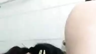 Indian couple bathroom sex action video