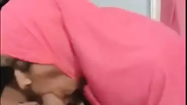 Dubai hijab girl hardcore sex with hot blowjob session