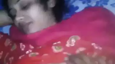 Bangladeshi Married couple in house romance and sex video leaks