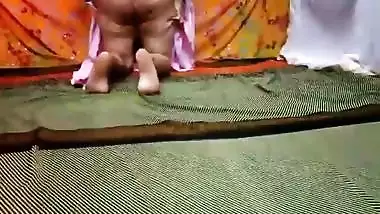 Desy hot figure bhabhi making bathing video for lover