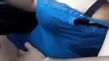 Desi big boobshow in car