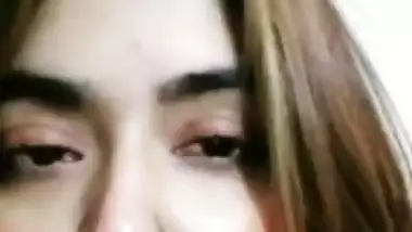 Smoking Bengali girl sucking big boobs and nude pussy show